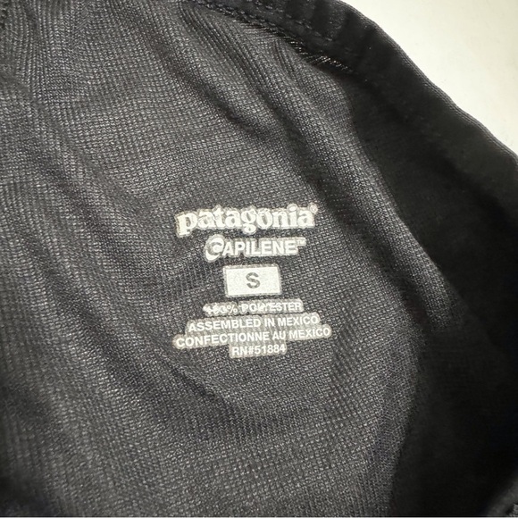 Patagonia Black Capeline Baselayer Leggings Size Small EUC Style 44684f5 - Picture 2 of 6